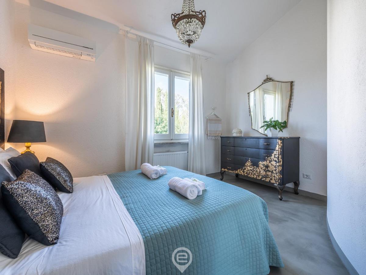 Villa Virago Porto Columbu - Perd'E Sali 外观 照片